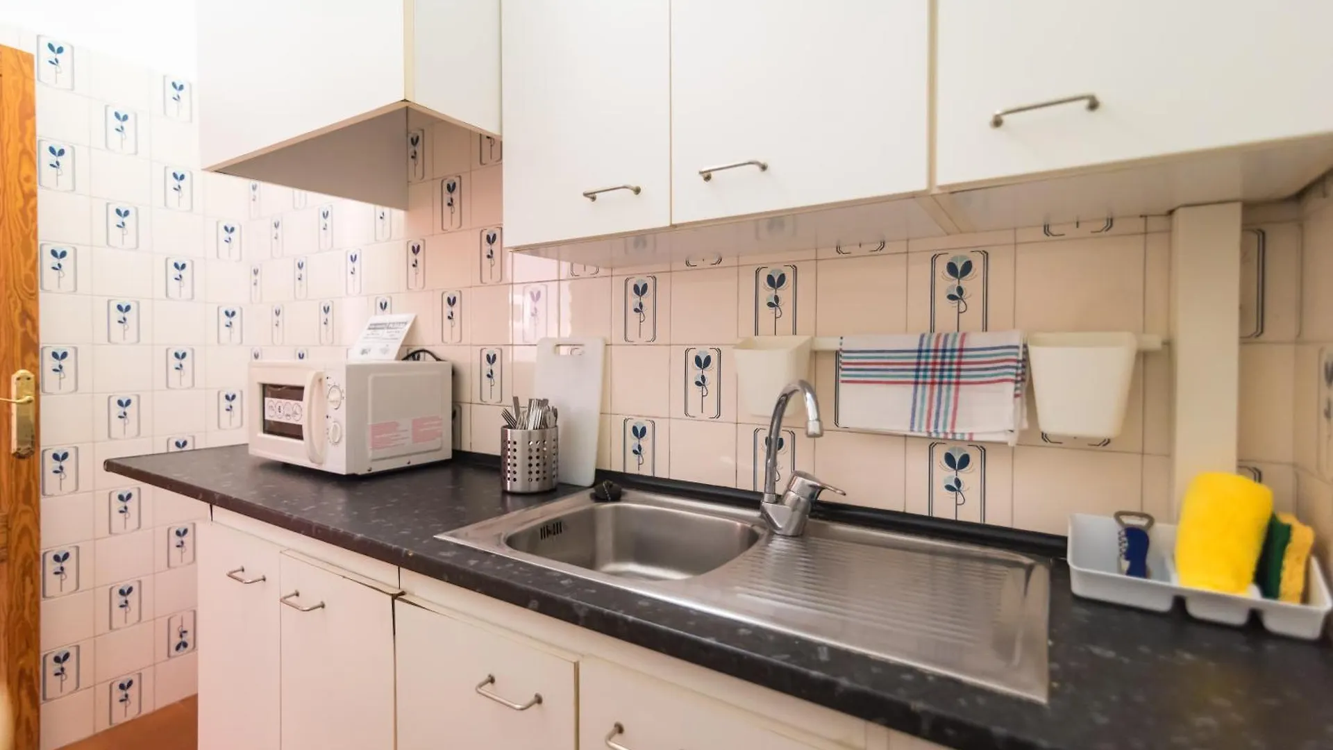 פלמה דה מיורקה Hotel Lis Mallorca 2*, פלמה דה מיורקה ספרד