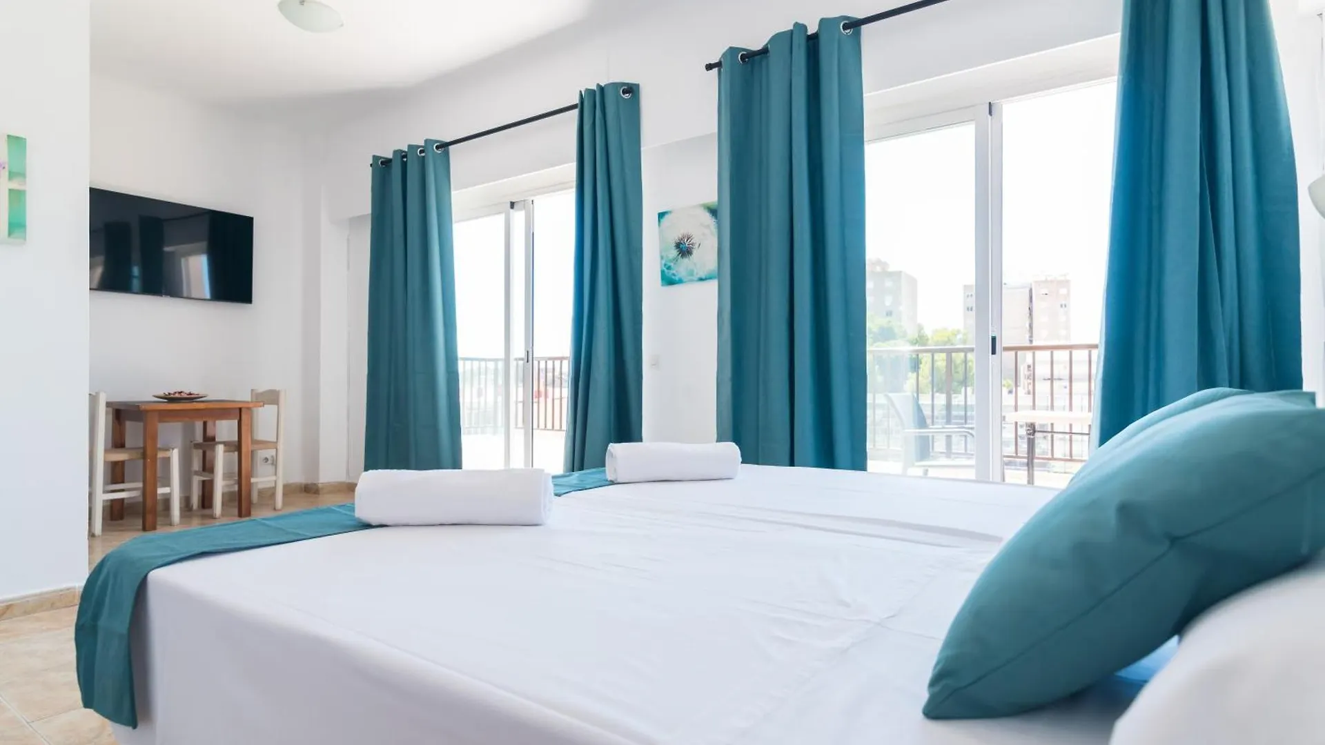 פלמה דה מיורקה Hotel Lis Mallorca מלון דירות