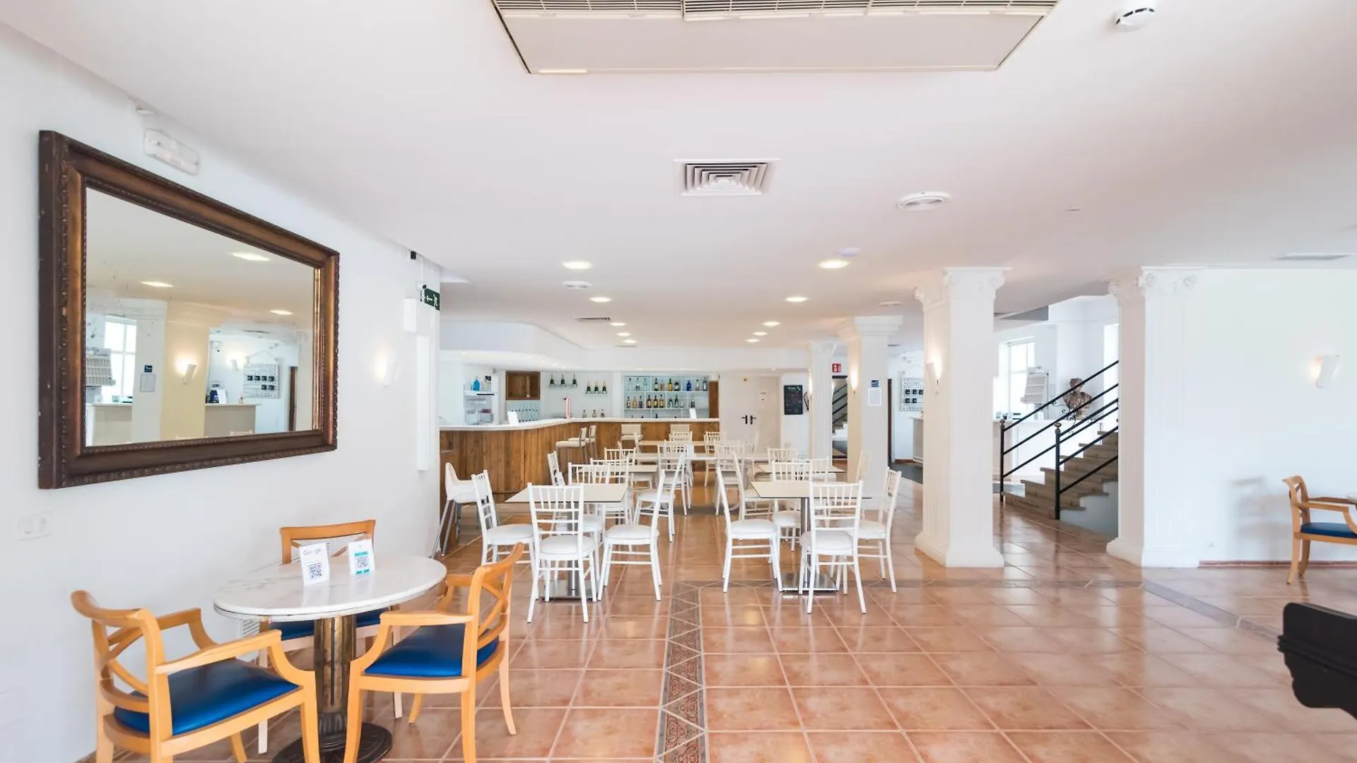 ** מלון דירות פלמה דה מיורקה Hotel Lis Mallorca ספרד