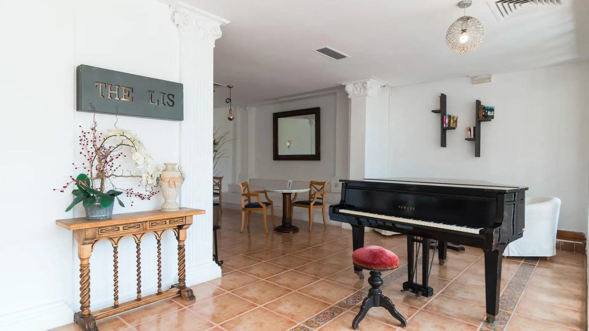 Ξενοδοχείο με διαμερίσματα Hotel Lis Mallorca Πάλμα ντε Μαγιόρκα